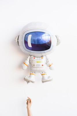 Фольгированный шар "Космонавт" 